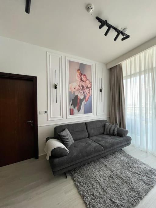 New Luxury Modern Canal View. Apartment Dubai Exterior photo